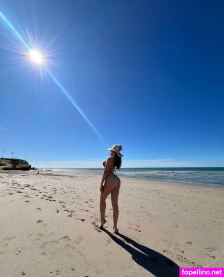 Rhianna Ri OnlyFans Thumbnail #9xqSAPqmfC