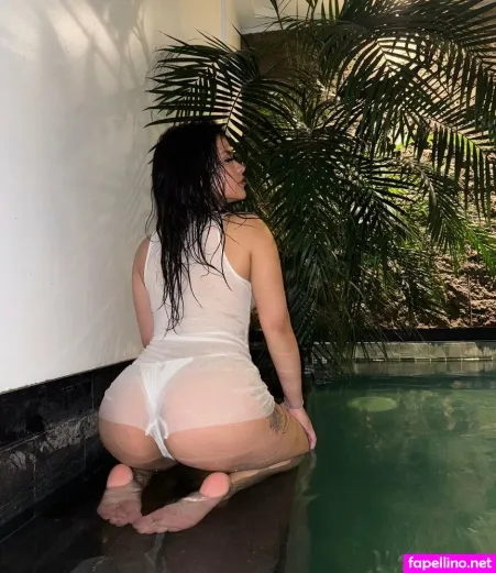 Rhianna Ri OnlyFans Thumbnail #ZoXwbvTB9s