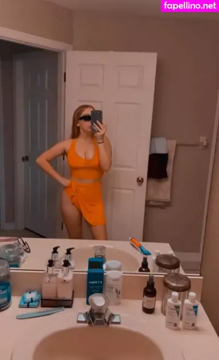 Rhiannon C OnlyFans Thumbnail #j2lEr4hKES