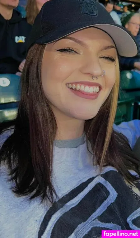 Rhiannon Jena OnlyFans Thumbnail #4UQuWXwRhk