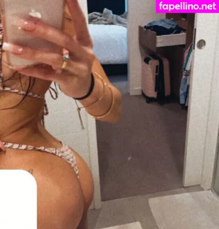 Rhiannon Kyra OnlyFans Thumbnail #JOY6xbxvLO