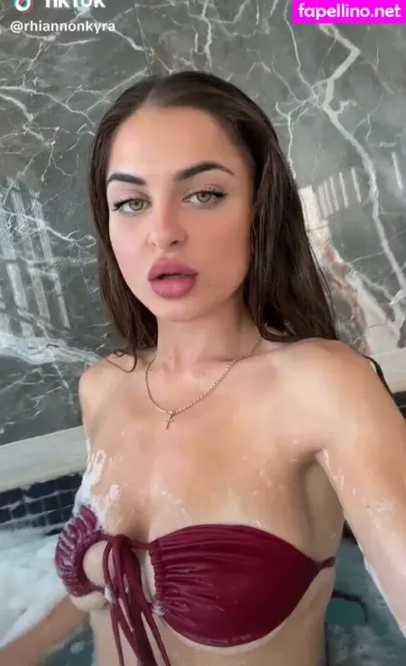 Rhiannon Kyra OnlyFans Thumbnail #tKLAd2b1fE