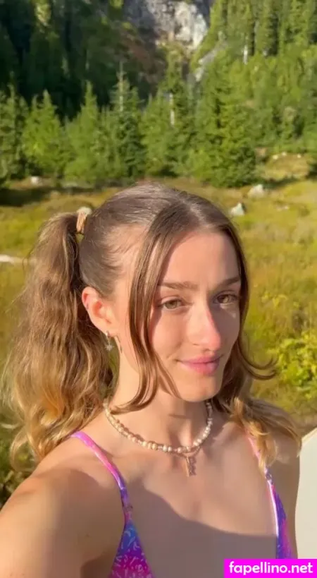 Rhiannonhikes Main Profile Photo