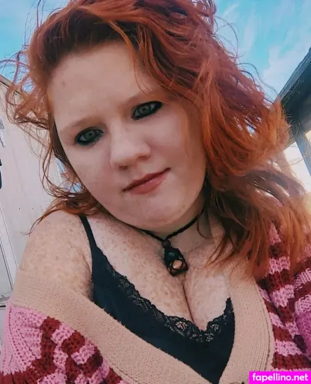 Rhiannonmz OnlyFans Thumbnail #1PhiriHUCg