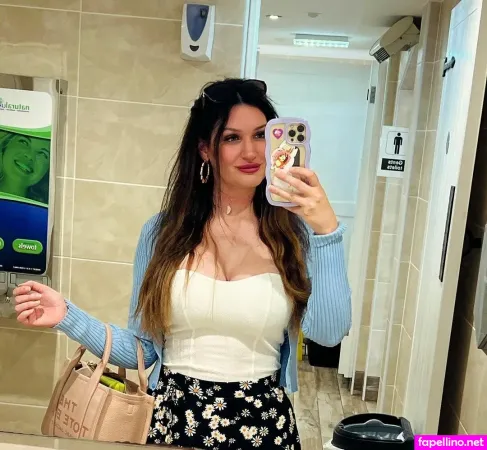 Rhiclare OnlyFans Thumbnail #ZnW75jaMjt