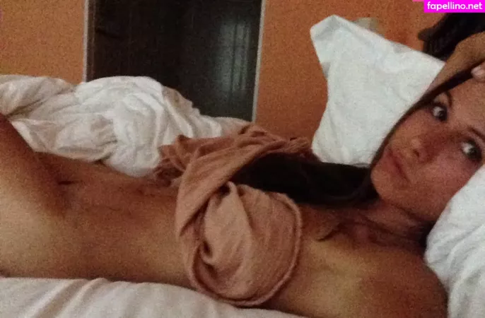 Rhona Mitra OnlyFans Thumbnail #h16H1si1np