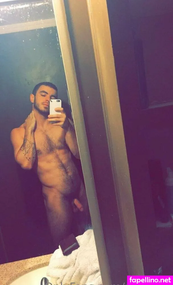 _ray2low, rhtwoun Nude Leaked OnlyFans Photo #2gzWQLk2EX