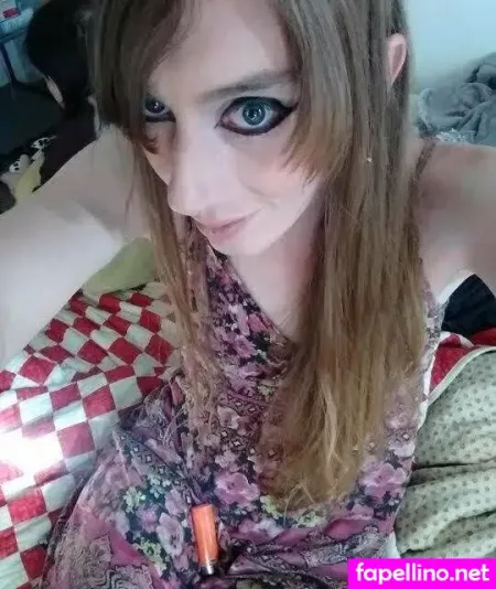 Rhynn Hellrig OnlyFans Thumbnail #vJlVsGwmFk