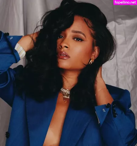 Rhyon Nicole Brown OnlyFans Thumbnail #DMwx9prho6