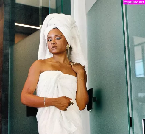 Rhyon Nicole Brown OnlyFans Thumbnail #Yy64rK7l8Z