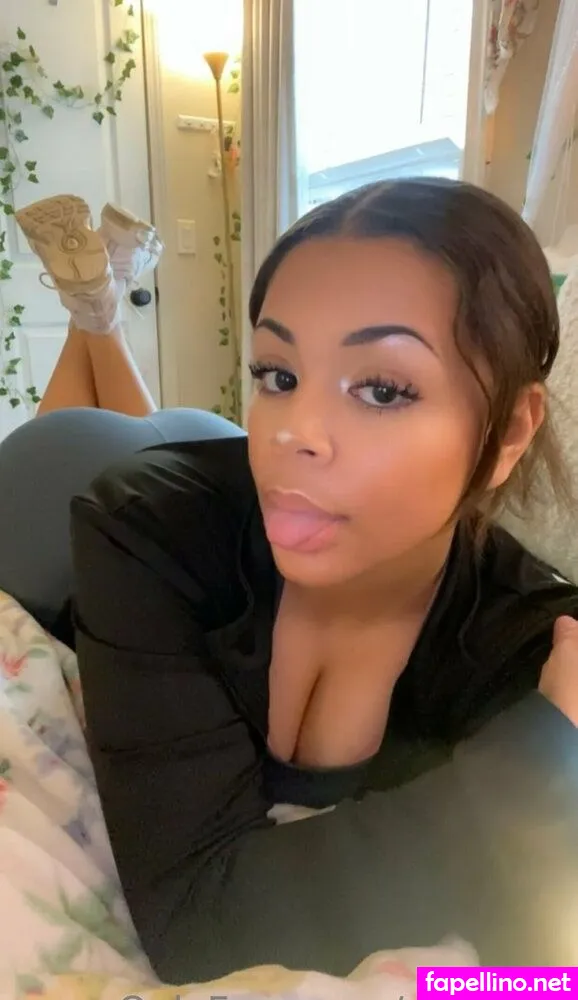 Coco Rose, ri.leakedd, rileyhubatka Nude Leaked OnlyFans Photo #ut1SSUbrh5