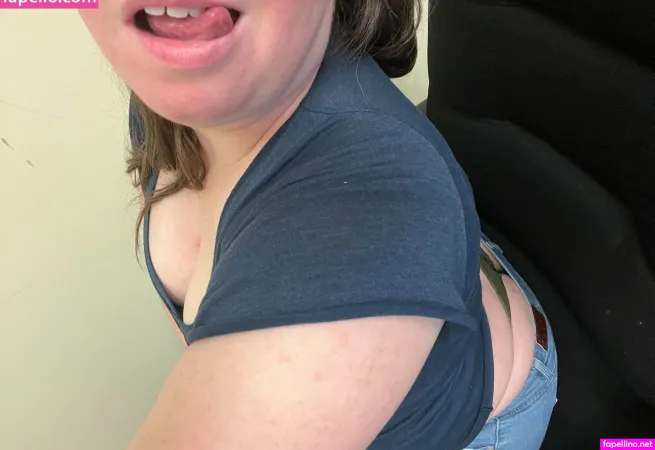 Ria715 OnlyFans Thumbnail #OC8vlwHobI