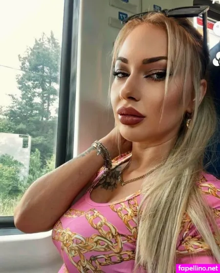 Riabqueen OnlyFans Thumbnail #8BRj704iLa