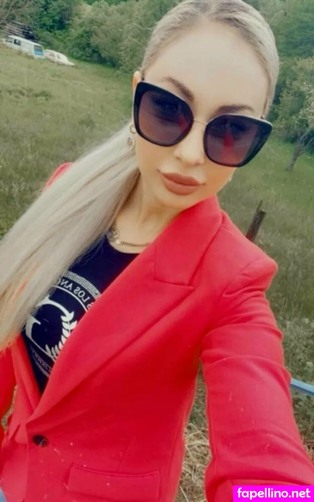 r_j_b_queen, riabqueen Nude Leaked OnlyFans Photo #9i1GcS5phg