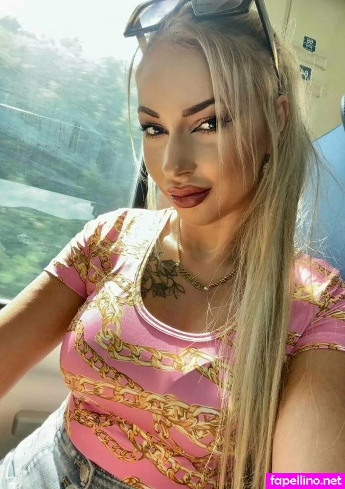r_j_b_queen, riabqueen Nude Leaked OnlyFans Photo #c8e3vBbRah
