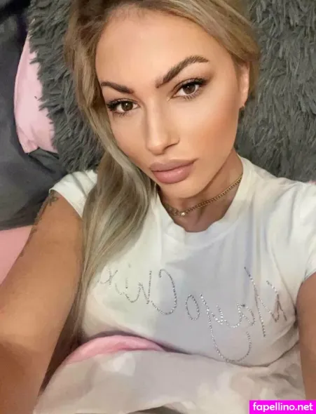 Riabqueen OnlyFans Thumbnail #r3PbqTz00K