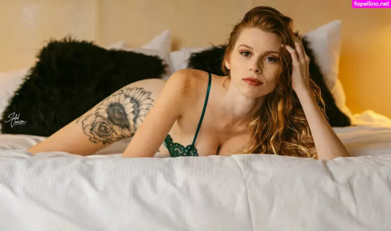 Riah Lynn OnlyFans Thumbnail #UypIdriu0D