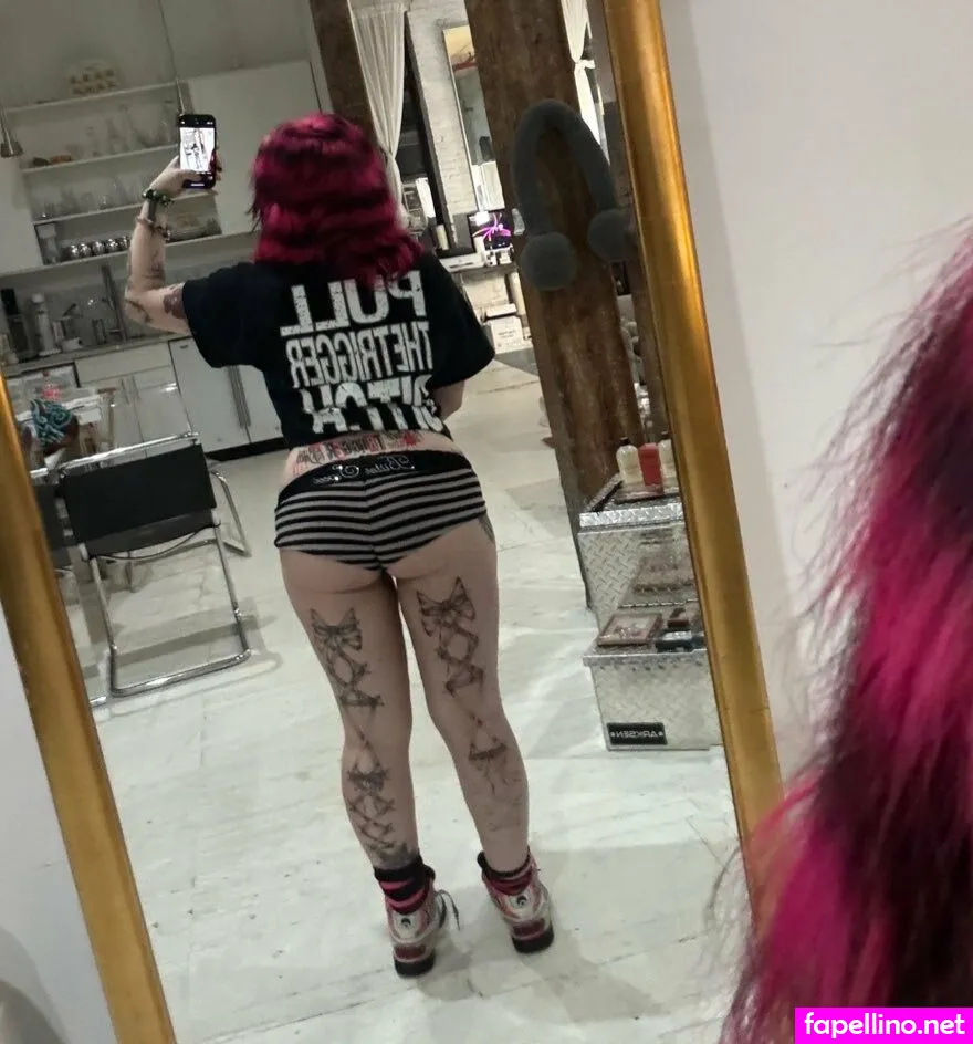 ri.animator, valentinehotline Nude Leaked OnlyFans Photo #8iAZEZ7Eu4