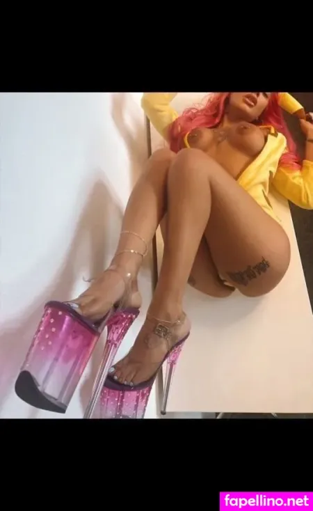 Riarosa OnlyFans Thumbnail #XjF4Ty8bBS