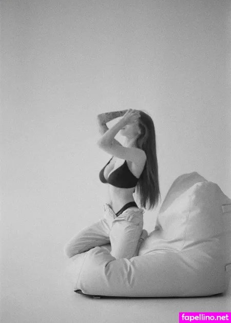 Rich Roxy OnlyFans Thumbnail #diy86sYHT1