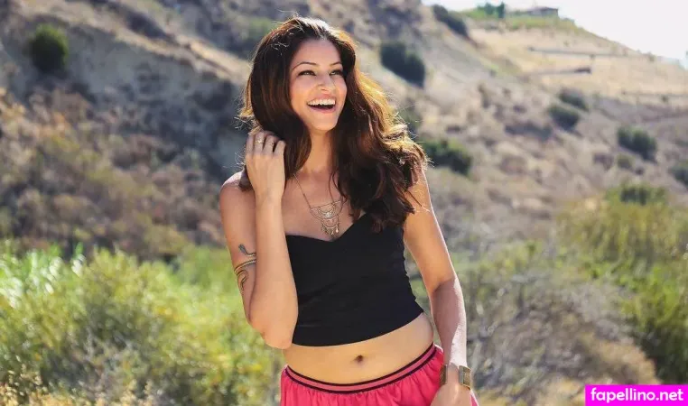 Richa Moorjani OnlyFans Thumbnail #JRMNy97T9H