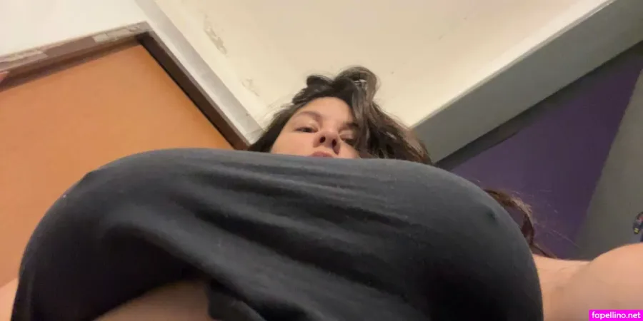 Richbreasts 1 OnlyFans Thumbnail #AofnF6fssC