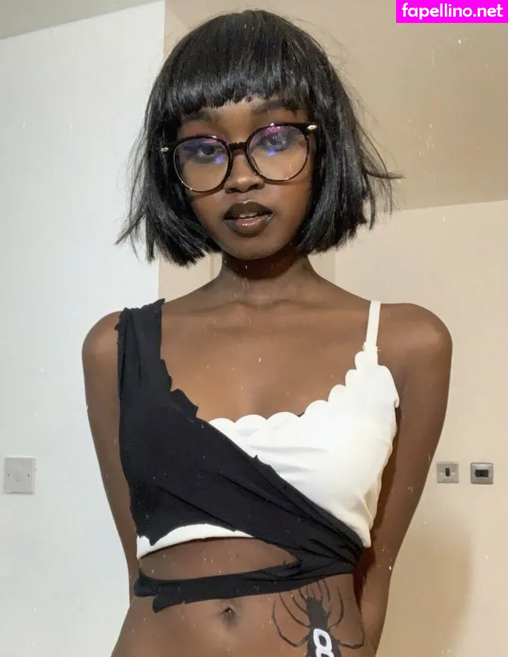 Vampleen, richchocolit, vampiricgoddess Nude Leaked OnlyFans Photo #LGIBRNEjWA