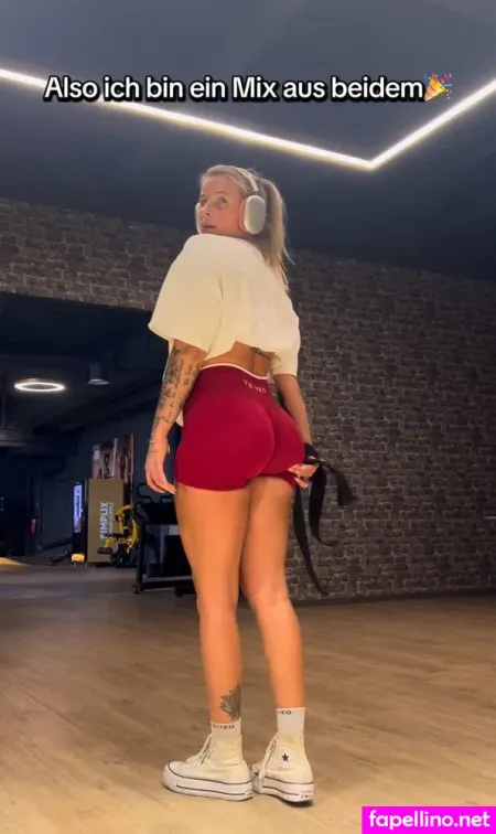 Ricikne OnlyFans Thumbnail #9uLm4ntv23