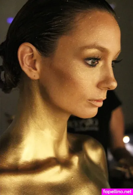 Ricki Lee Main Profile Photo