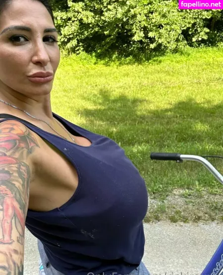 Ricki Raxxx OnlyFans Thumbnail #X9TEauJEJq