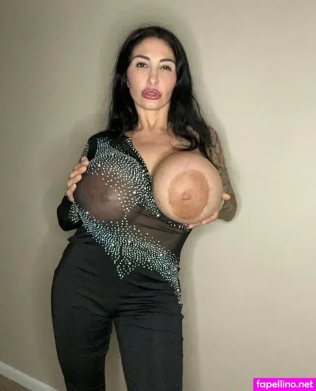 Rickiraxxx OnlyFans Thumbnail #C9J0UBpWjd