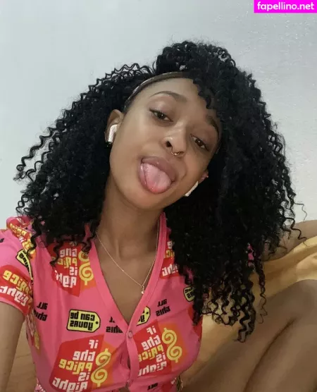 Ricuradecaramelo OnlyFans Thumbnail #VOdeUWGlgZ