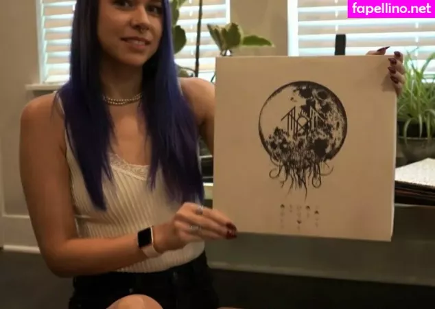 Ridewithlola X OnlyFans Thumbnail #4CLFapnON4