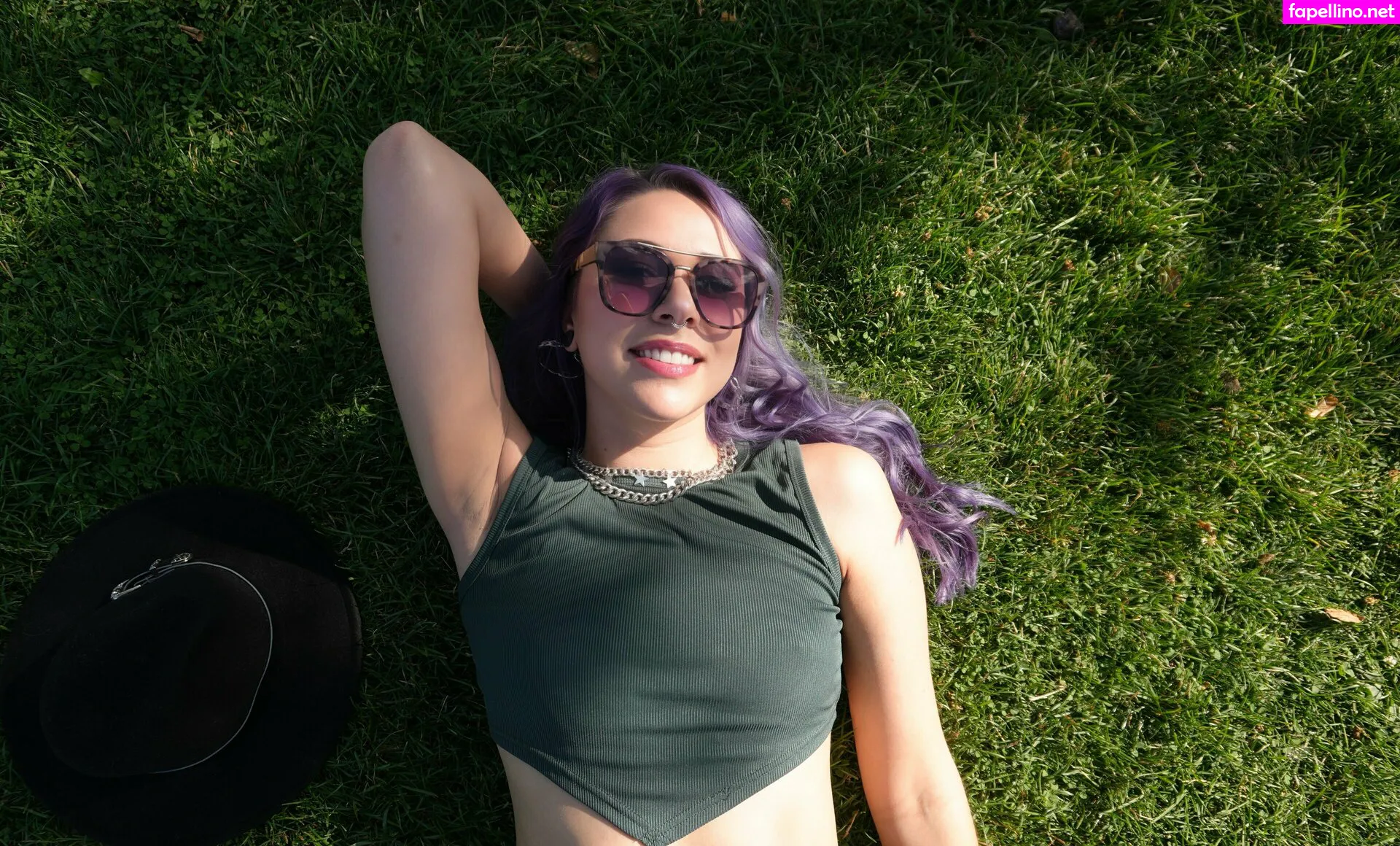 ellaresch10, ridewithlola.x Nude Leaked OnlyFans Photo #8bMn0O9UJo