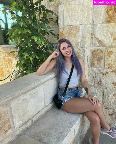 Ridewithlola X OnlyFans Thumbnail #9xJ3nON7lT