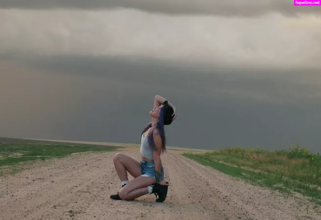 Ridewithlola X OnlyFans Thumbnail #XUNkiY5F8t