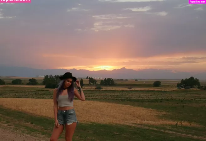 Ridewithlola X OnlyFans Thumbnail #bcJRWjENhJ