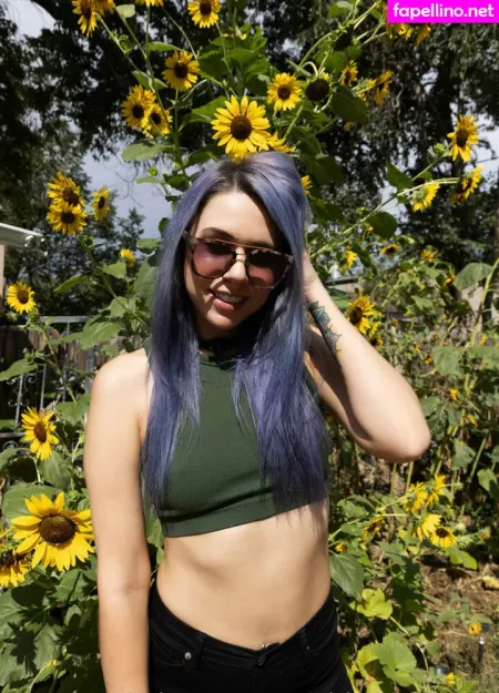 Ridewithlola X OnlyFans Thumbnail #poqTFXE838