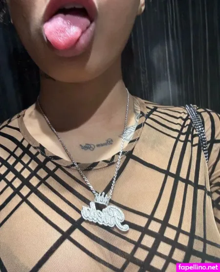 Rielarenee OnlyFans Thumbnail #Lg2Rv2dRGO