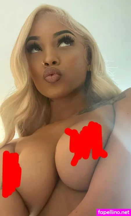 Rielarenee OnlyFans Thumbnail #tQwL7eg5Nq