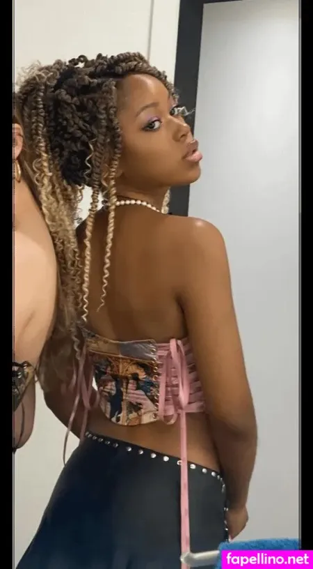 Riele Downs OnlyFans Thumbnail #AGdSZlpib6