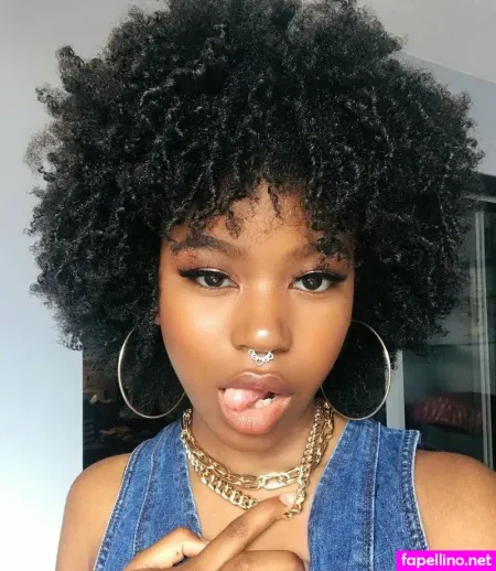 Riele Downs OnlyFans Thumbnail #ZHO6LKPMIb