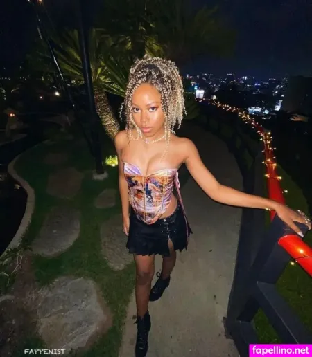 Riele Downs OnlyFans Thumbnail #fnQ7FrH49R