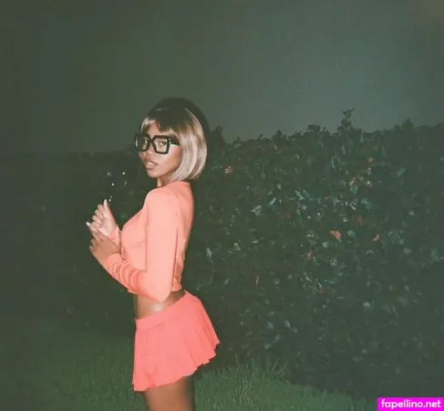 Riele Downs OnlyFans Thumbnail #uMtMGMrQUb