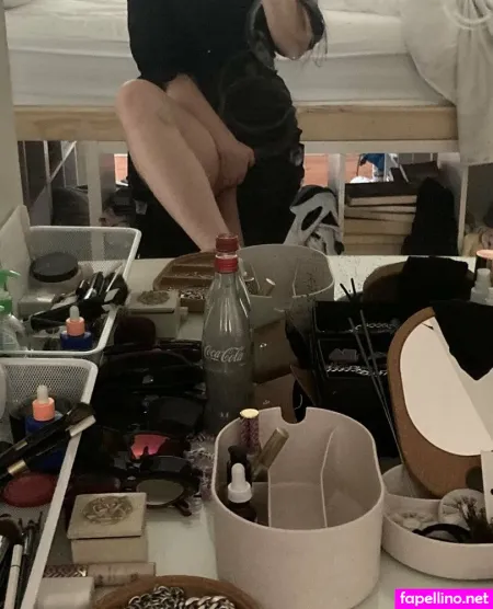 Rielleland OnlyFans Thumbnail #E1tUz4Kkju