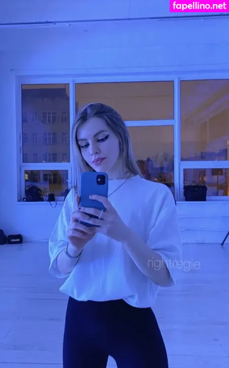 Rightregie OnlyFans Thumbnail #TaTRSVnWuF