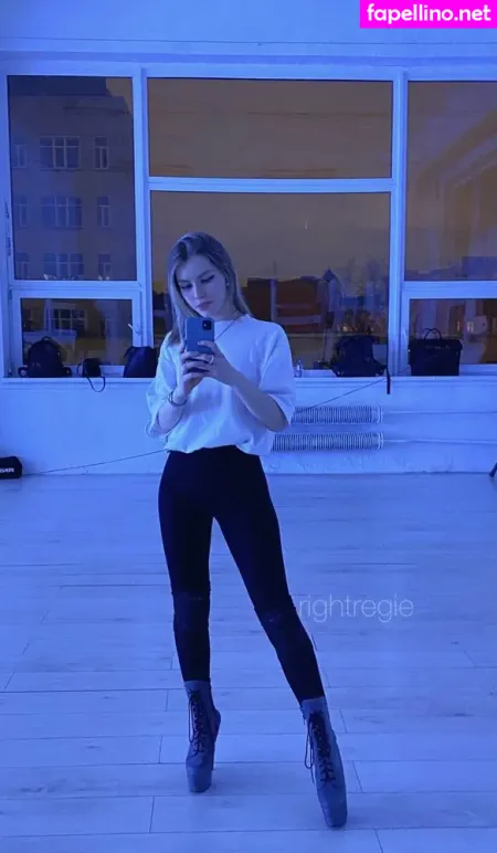 Rightregie OnlyFans Thumbnail #nWSocUBaBL