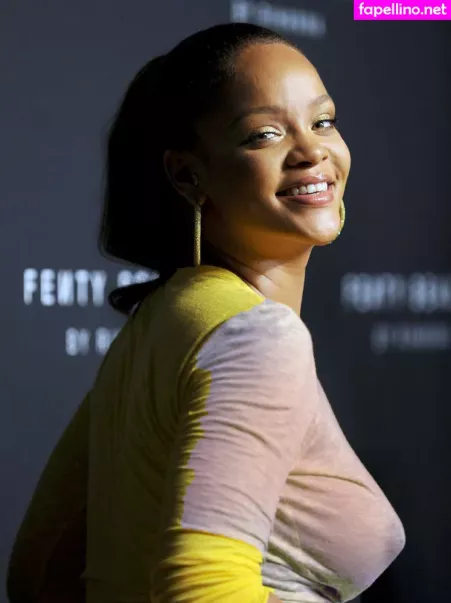 Rihanna OnlyFans Thumbnail #0Spb5231Wi