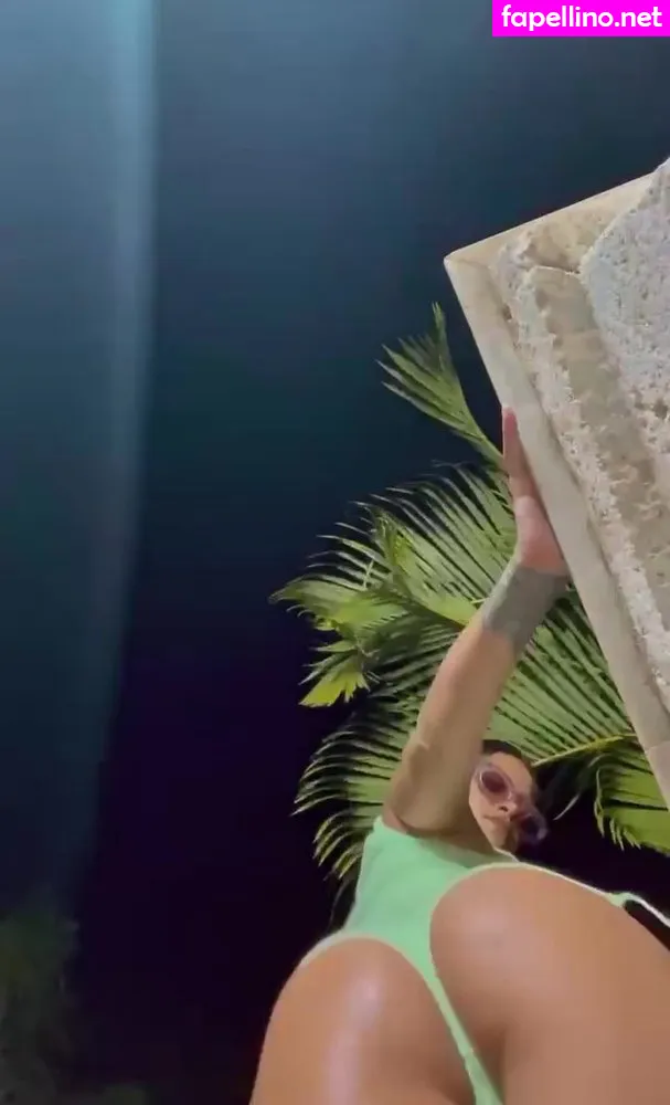 badgalriri, rihanna Nude Leaked OnlyFans Photo #LuN72uOxv2