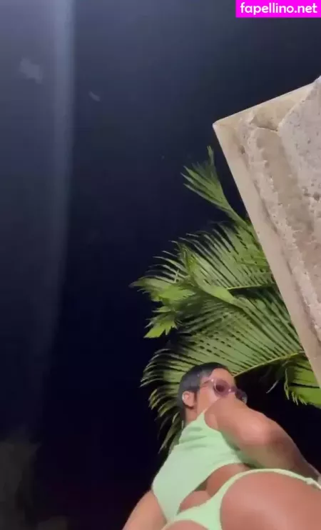 Rihanna OnlyFans Thumbnail #STZkfudbK9